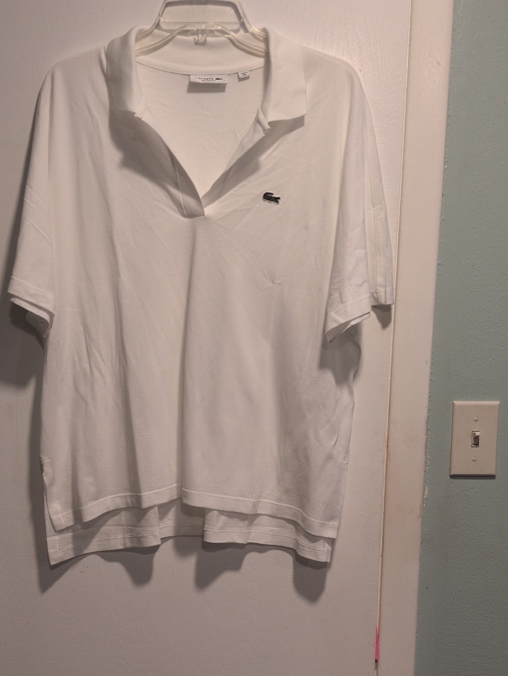 Lacoste White Short-Sleeve Polo Shirt with Croc Logo